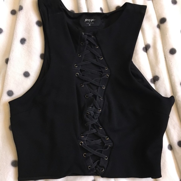 Nasty Gal - Black Sleeveless Lace-Up Detail Crop Top - Picture 1 of 4